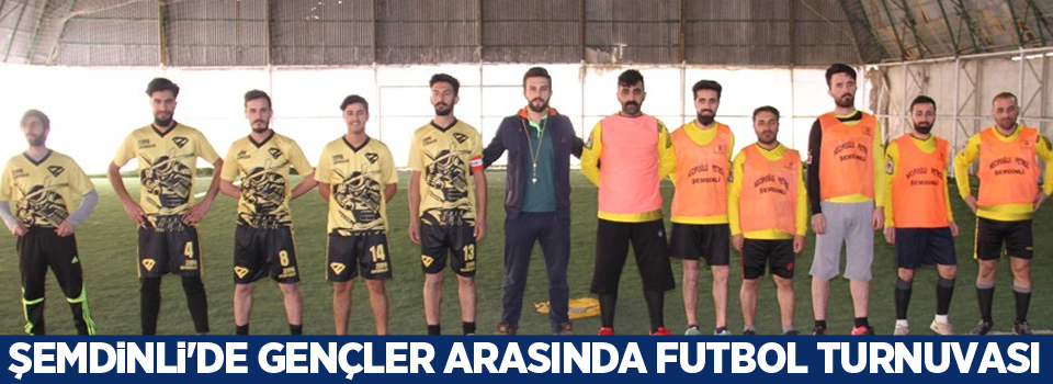 Şemdinli'de gençler arasında futbol turnuvası