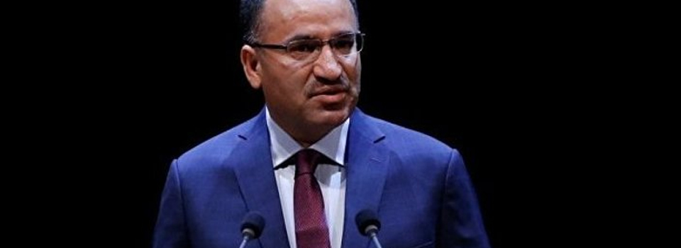 Bozdağ'dan Yunanistan'a: Yararınıza değil