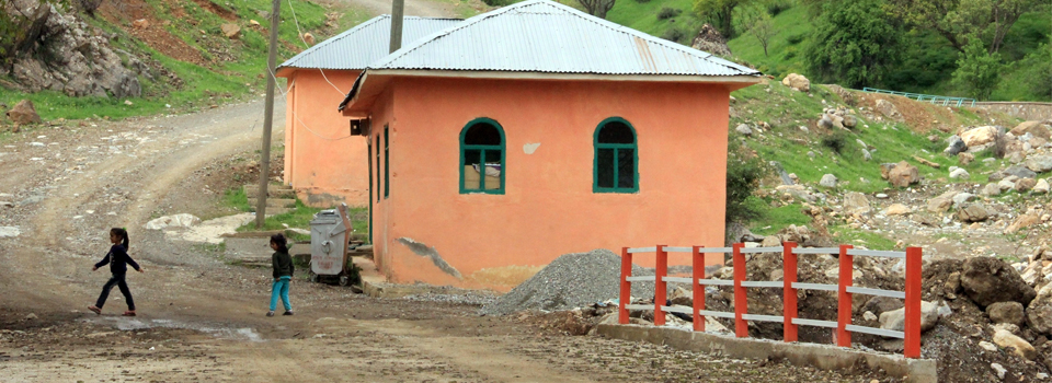 Nehri Kabristanlığındaki bakımsızlığa büyük tepki