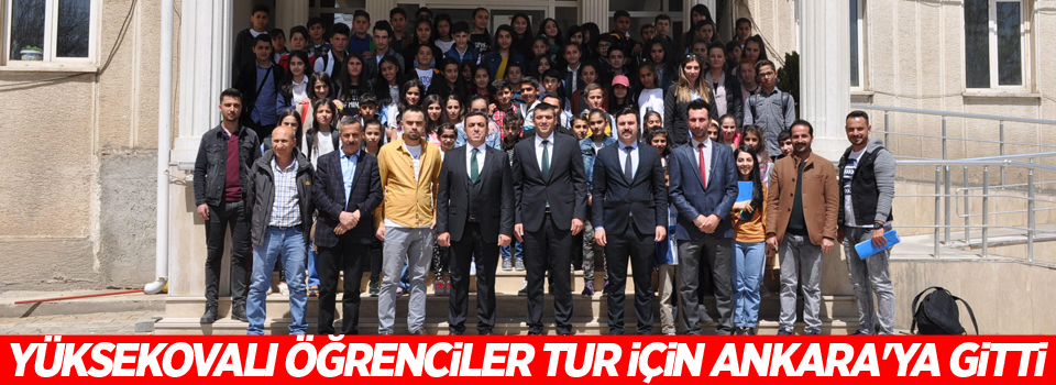 Yüksekovalı öğrenciler tur için Ankara'ya gitti