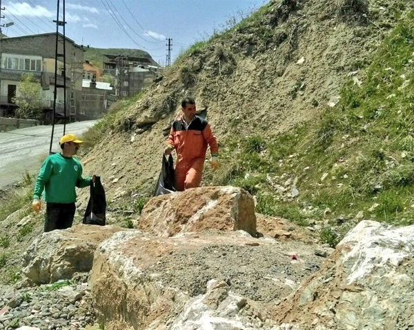 Hakkari’de çevre temizliği