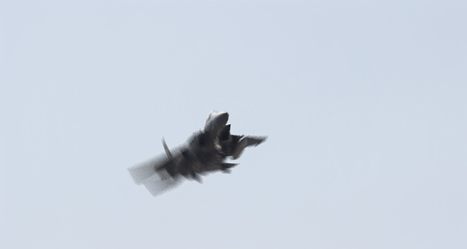 Suriye'de Rus savaş uçağı düştü: 2 ölü