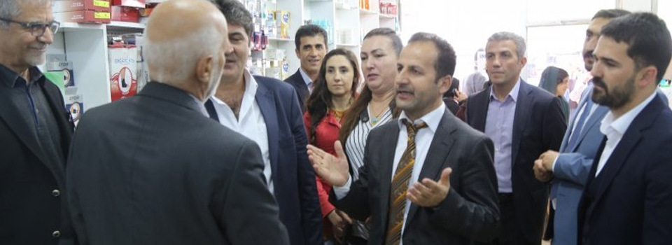 HDP Aday adayları esnafı ziyaret etti