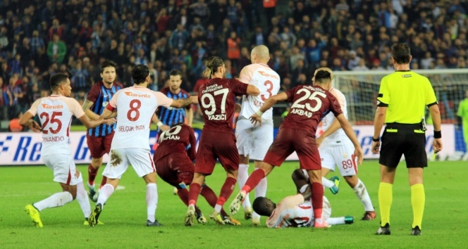 Trabzonspor-Galatasaray maçının biletleri satışta