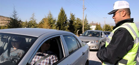 23 milyon ehliyet değişecek