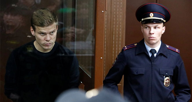 İki Rus futbolcu tutuklandı