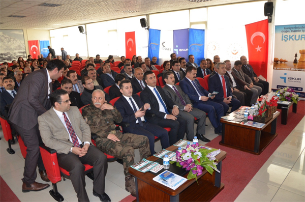 Hakkari’de ‘İstihdam Seferberliği 2019’ tanıtım toplantısı