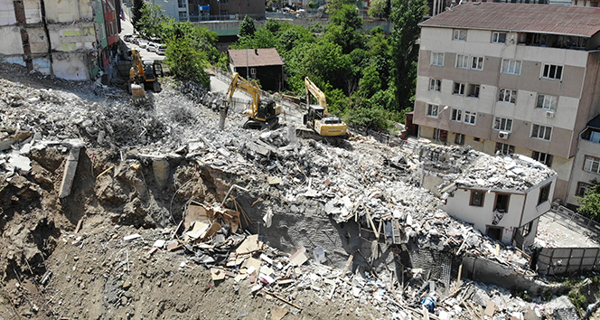 Kağıthane'de 14 binanın yıkımı tamamlandı