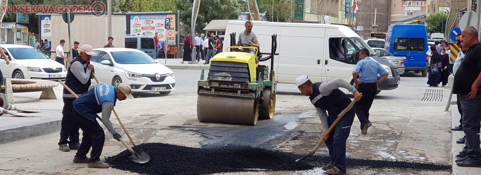 Hakkari'de doğalgaz sonrası yollar onarılıyor