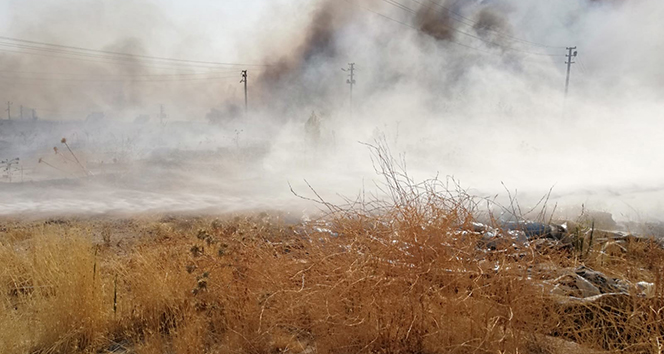 Şanlıurfa'da boşaltılan mülteci kampında yangın