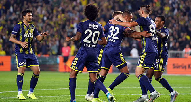 Savunma ve orta sahadan gol katkısında lider Fenerbahçe