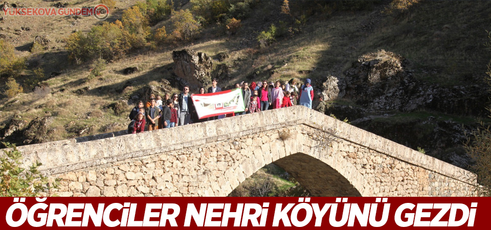 Öğrenciler Nehri köyünü gezdi