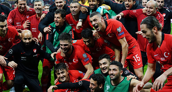 9 futbolcu A Milli Takım kadrosundan çıkarıldı