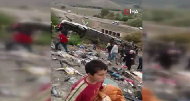 Fas'ta yolcu otobüsü devrildi: 17 ölü, 36 yaralı