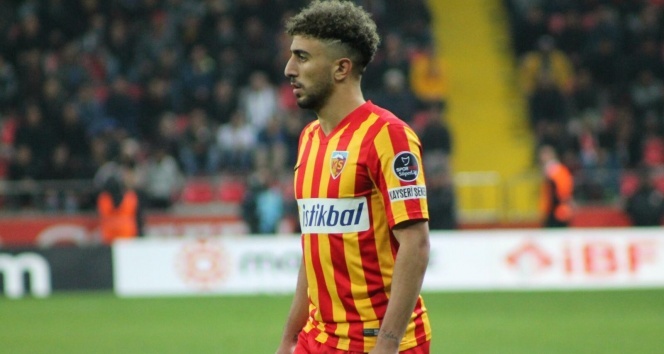 Bilal Başacıkoğlu, Kayserispor'a veda etti