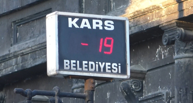 Kars eksi 19'u gördü