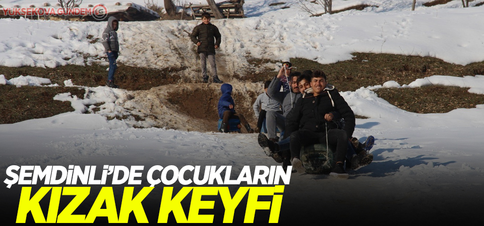 Şemdinli’de çocukların kızak keyfi