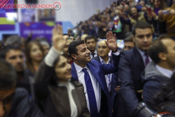 Demirtaş'tan HDP'ye: Adaylığımı tartışmayın