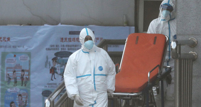 Çin'den corona virüsüyle ilgili yeni açıklama: 25 ölü, 830 vaka