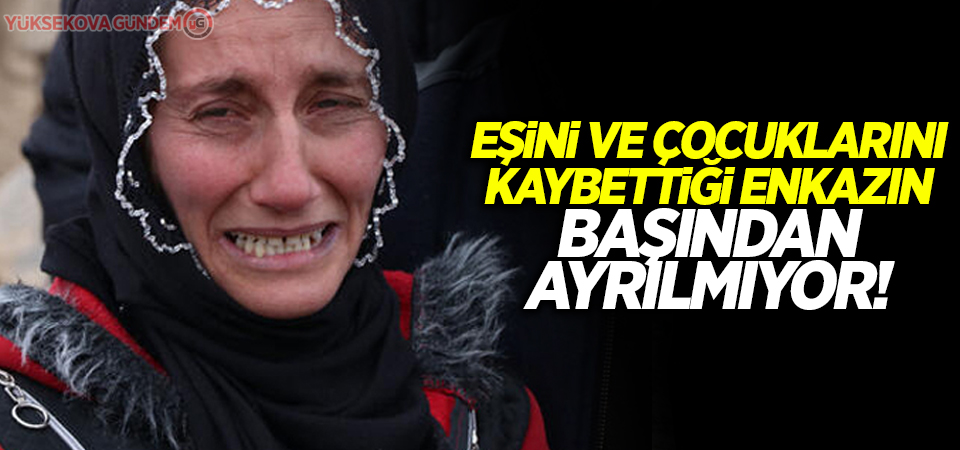 Eşini ve çocuklarını kaybettiği enkazın başından ayrılmıyor!