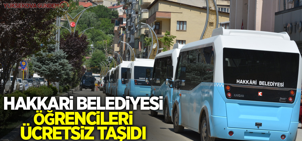 Hakkari belediyesi öğrencileri ücretsiz taşıdı