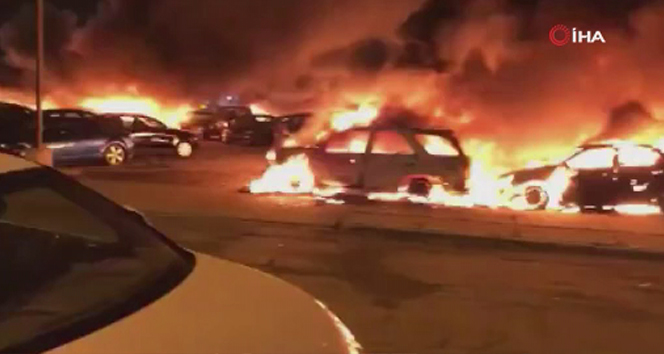 ABD'de Blake protestosunda onlarca araç ateşe verildi