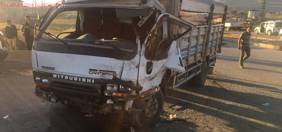 Yüksekova'da kaza: 1 yaralı