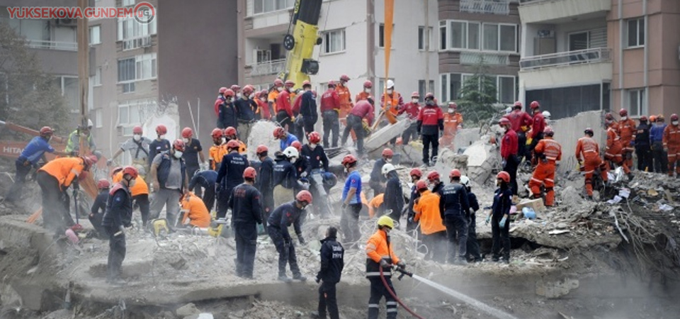 İzmir depreminde can kaybı 115'e yükseldi