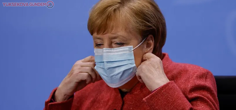 Merkel: Berlin'de salgın kontrolden çıktı