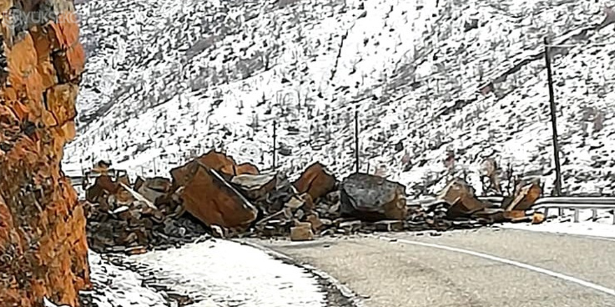 Hakkari-Çukurca kara yolu ulaşıma açıldı