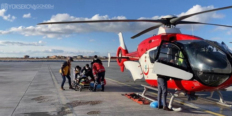 Van'da helikopter ambulans 61 yaşındaki hasta için havalandı
