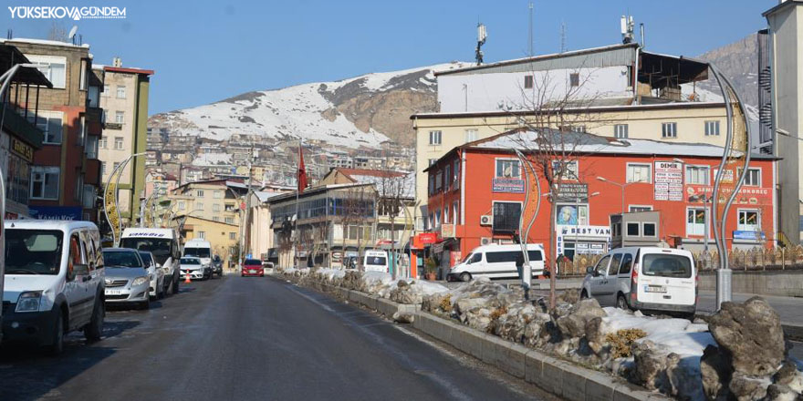 Hakkari kısıtlamalara uyuyor