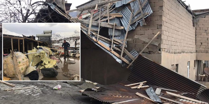 Hakkari’de şiddetli rüzgar çatıları uçurdu