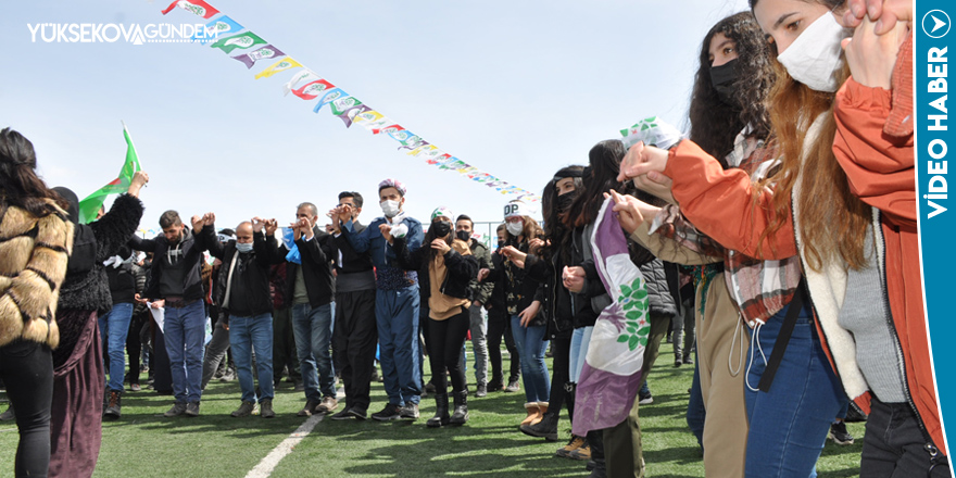 Yüksekova'da Newroz Kutlandı