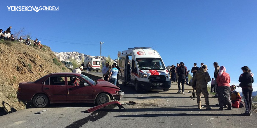 Hakkari'de trafik kazası: 5 yaralı