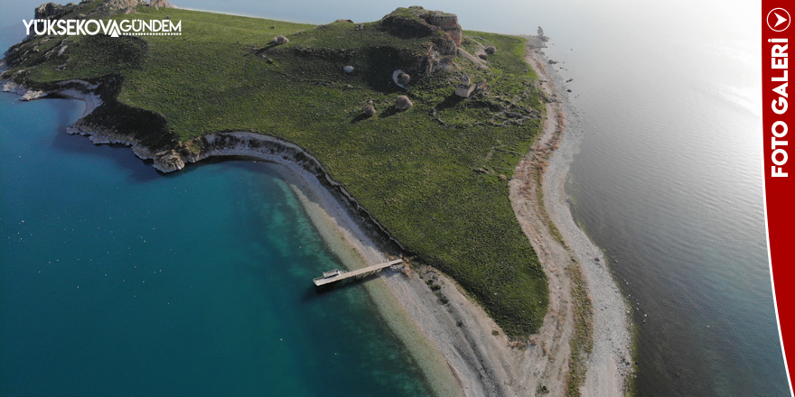 Van Gölü'nün el değmemiş güzelliği 'Çarpanak Adası'