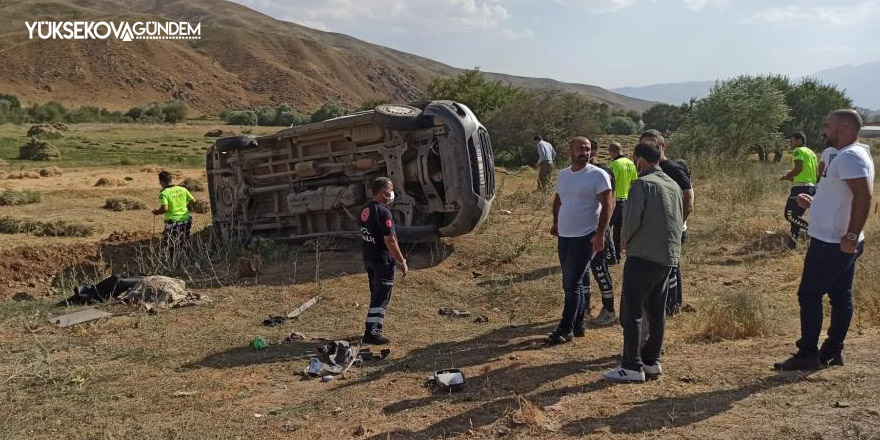 Yüksekova'da feci kaza: 1 ölü, 3 yaralı