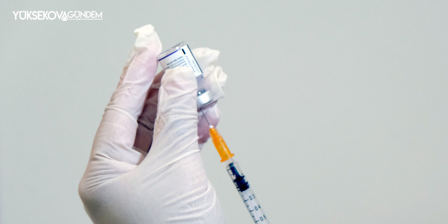 PCR testi zorunluluğu aşıda hız kazandırdı