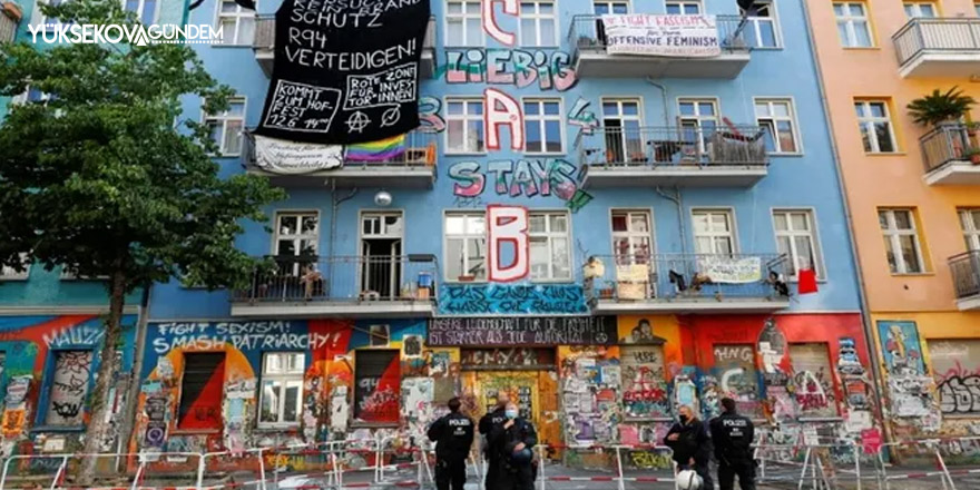 Berlin halkı yüksek kiralara karşı 'kamulaştırma' dedi