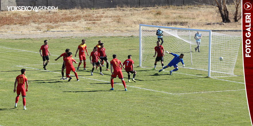 Yüksekova Belediyespor sahasında 4-2 mağlup oldu