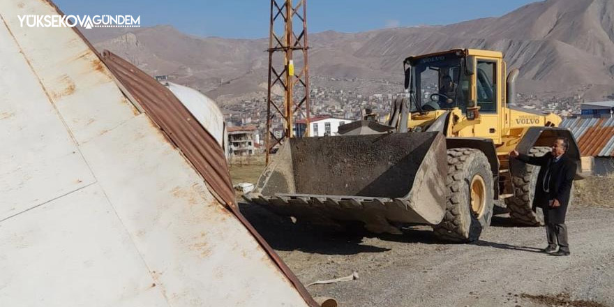 Sanayi sitesindeki barakalar kaldırıldı