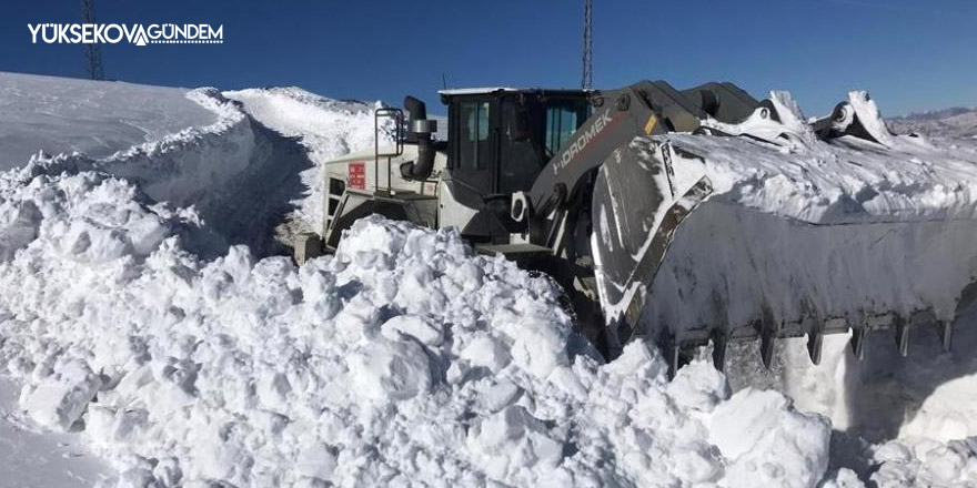 Kardan kapanan üs bölgesinin yolu açıldı