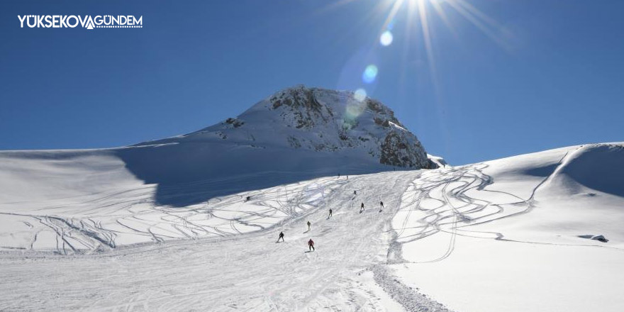 Vali Akbıyık: “40 bin çocuğa kayak eğitimi verdik”