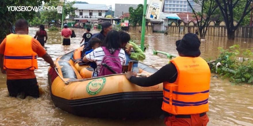 Endonezya'da heyelan felaketi: 6 ölü