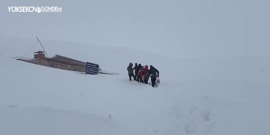 Hakkari'de 181 köy yolu ulaşıma kapandı