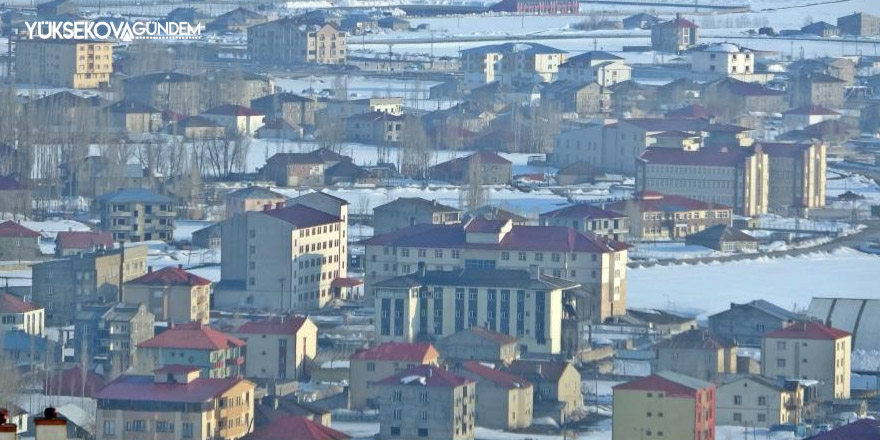 Kar altında güzelleşen Yüksekova