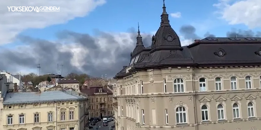 Rusya'dan Polonya sınırındaki Lviv'e hava saldırıları