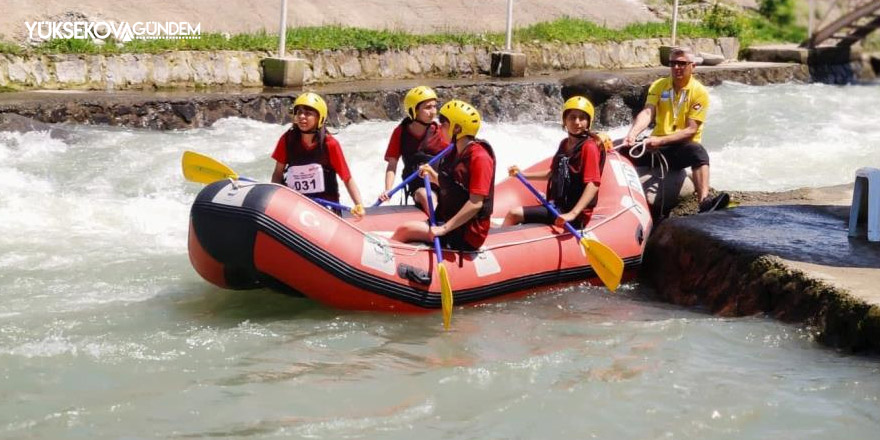 Çukurca rafting takımı Türkiye 3'üncüsü oldu