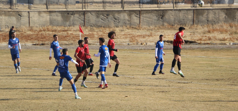 Yüksekova Belediyespor, Kurtalanspor'u yendi