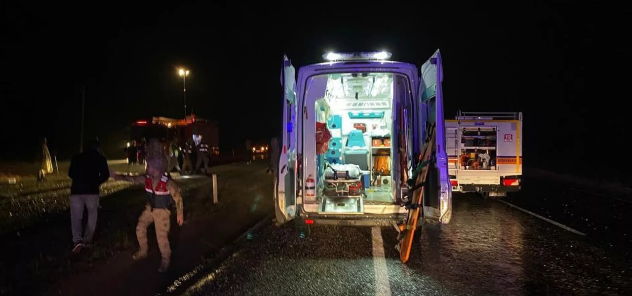 Kaza yapan yolcu otobüsünde bulunan 1 bebek 5 kişi hayatını kaybetti
